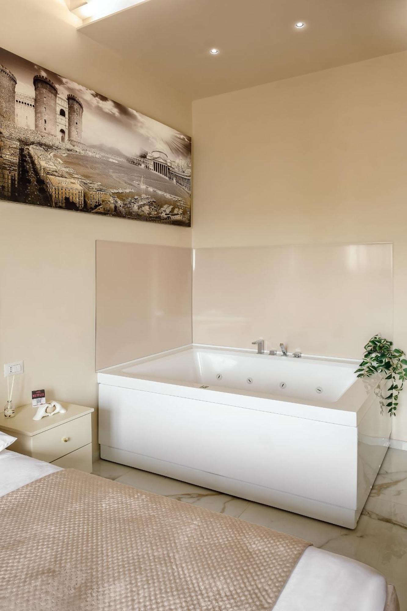 Double Room Spa Bath